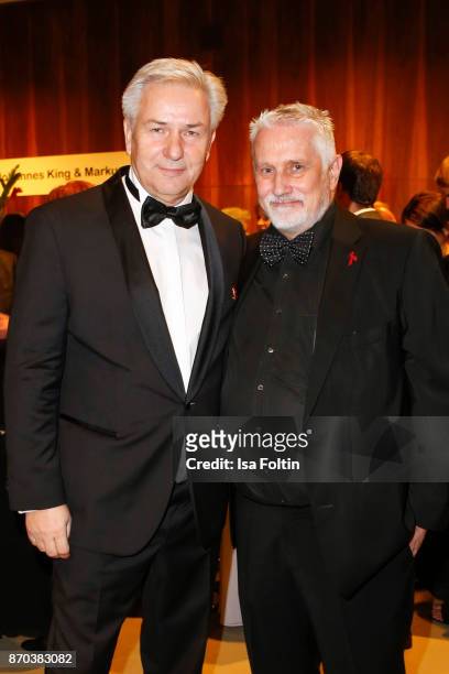 Former mayor of Berlin Klaus Wowereit and his husband Joern Kubicki during the 24th Opera Gala at Deutsche Oper Berlin on November 4, 2017 in Berlin,...