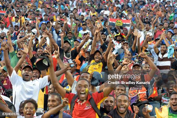 Papua New Guinean fans show their support during the 2017 Rugby League World Cup match between Papua New Guinea Kumuls and Ireland on November 5,...