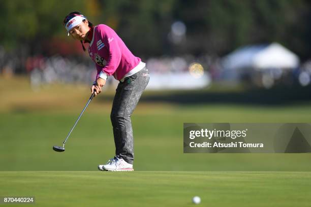 Pei-Ying Tsai of Taiwan putts on the 1st hole during the final round of the TOTO Japan Classics 2017 at the Taiheiyo Club Minori Course on November...