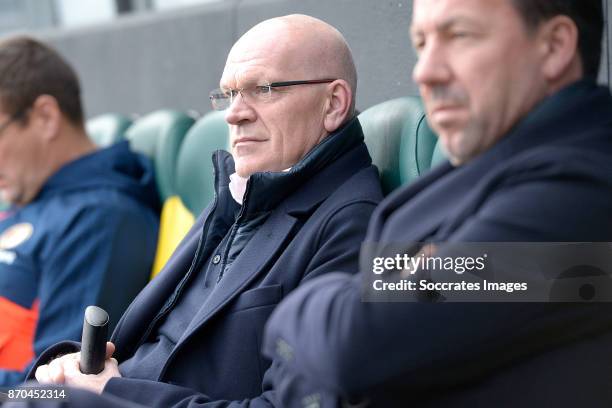 Assistant trainer Jan Wouters of Feyenoord during the Dutch Eredivisie match between ADO Den Haag v Feyenoord at the Cars Jeans Stadium on November...