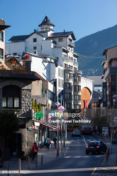 commercial street in andorra - andorra la vella fotografías e imágenes de stock