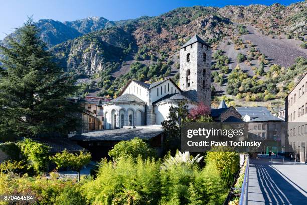 romanesque church of sant esteve from 12th century, andorra la vella - andorra la vella fotografías e imágenes de stock