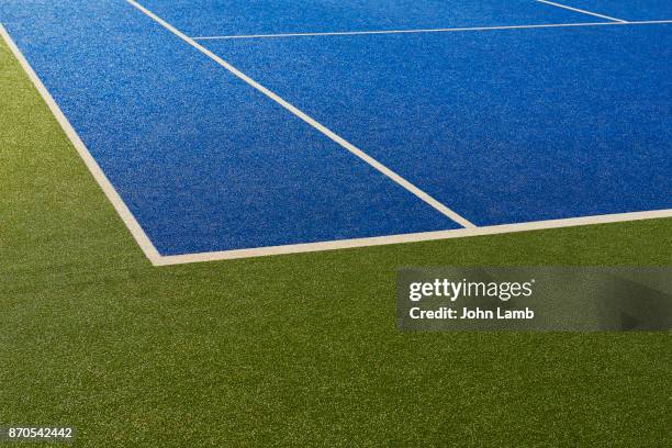 tennis court colour abstract - blue tennis court stock pictures, royalty-free photos & images