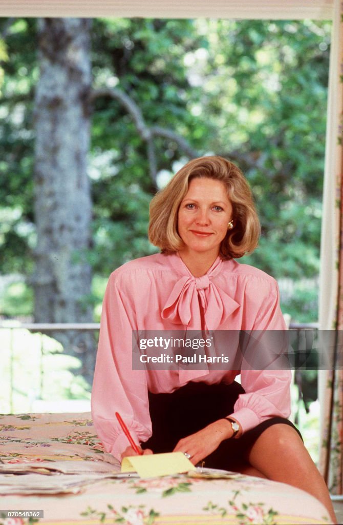 Anna Murdoch wife of 32 years of Rupert Murdoch , they announced