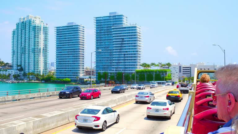 Bus Two Point View 274 2 Point Perspective Building Stock Videos, Footage, & 4K Video ...