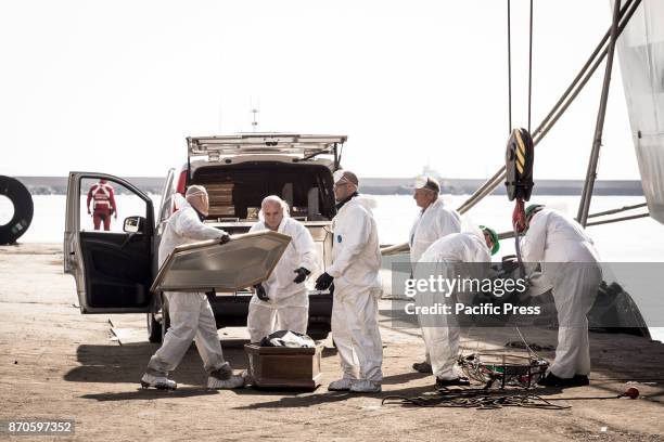 Refugees landed in Salerno, aboard the Spanish ship "Cantabria". On board 26 dead women, probably dead drowned, 9 pregnant and 15 minors. The bodies...