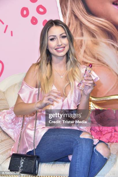 Caroline Einhoff attends the GLOW - The Beauty Convention at Station on November 4, 2017 in Berlin, Germany.