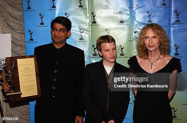 Viren Popli, Seamus Farrow and Mia Farrow