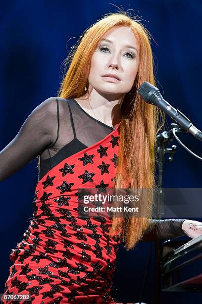 Tori Amos performs on stage at The Savoy Theatre on May 11, 2009 in London, England.