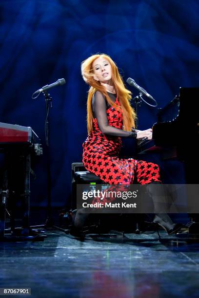 Tori Amos performs on stage at The Savoy Theatre on May 11, 2009 in London, England.