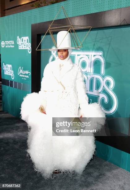 Host Erykah Badu attends the 2017 Soul Train Awards, presented by BET, at the Orleans Arena on November 5, 2017 in Las Vegas, Nevada.