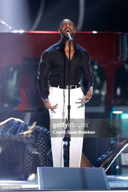 Tank performs onstage at the 2017 Soul Train Awards, presented by BET, at the Orleans Arena on November 5, 2017 in Las Vegas, Nevada.
