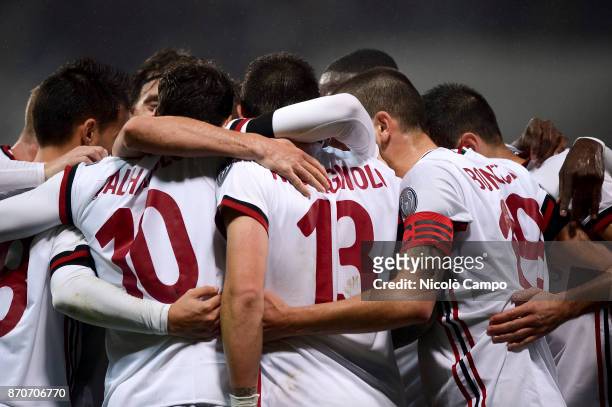 Alessio Romagnoli of AC Milan celebrates with his teammates after scoring a goal during the Serie A football match between US Sassuolo and AC Milan....