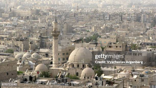 cityscape of central aleppo, syria - aleppo photos et images de collection