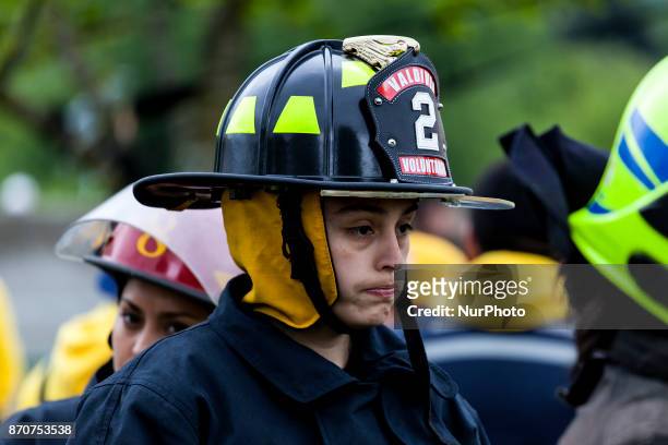 Osorno, Chile. 5 November 2017. Female firefighter. The competition &quot;Desafío bomberos de Chile 2017&quot; southern zone was held in the...