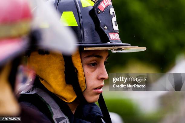 Osorno, Chile. 5 November 2017. Female firefighter. The competition &quot;Desafío bomberos de Chile 2017&quot; southern zone was held in the...