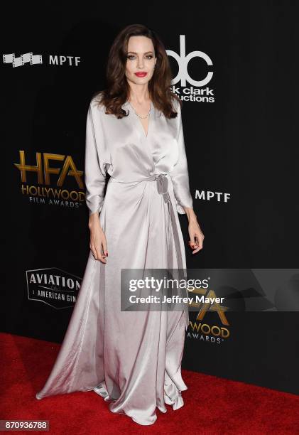 Honoree/actor Angelina Jolie attends the 21st Annual Hollywood Film Awards at The Beverly Hilton Hotel on November 5, 2017 in Beverly Hills,...