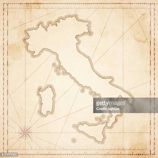 ilustraciones, imágenes clip art, dibujos animados e iconos de stock de mapa de italia en estilo vintage retro - antiguo papel con textura - fósil