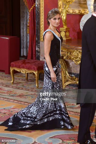Queen Letizia of Spain receives Israeli President Reuven Rivlin and wife Nechama Rivlin for a Gala Dinner at the Royal Palace on November 6, 2017 in...