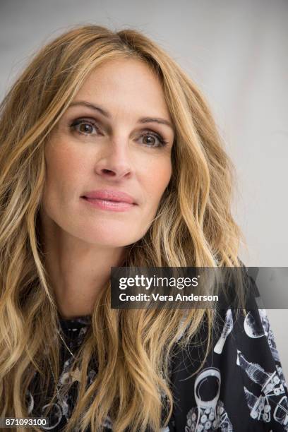 Julia Roberts at the "Wonder" Press Conference at the Langham Hotel on November 5, 2017 in London, England.