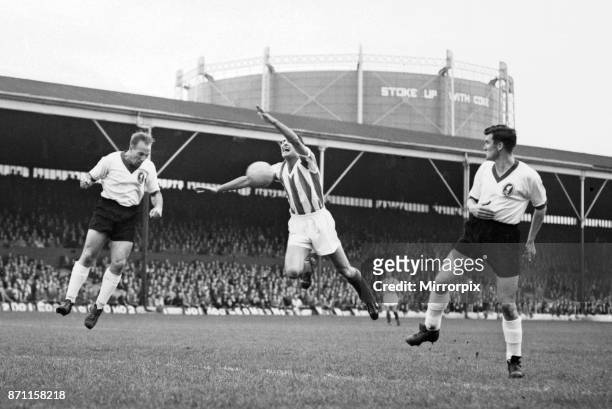 English League Division One match at the Victoria Ground. Stoke City 1 v Liverpool 1. Stoke City's Dennis Wilshaw jumps up for the ball after it came...