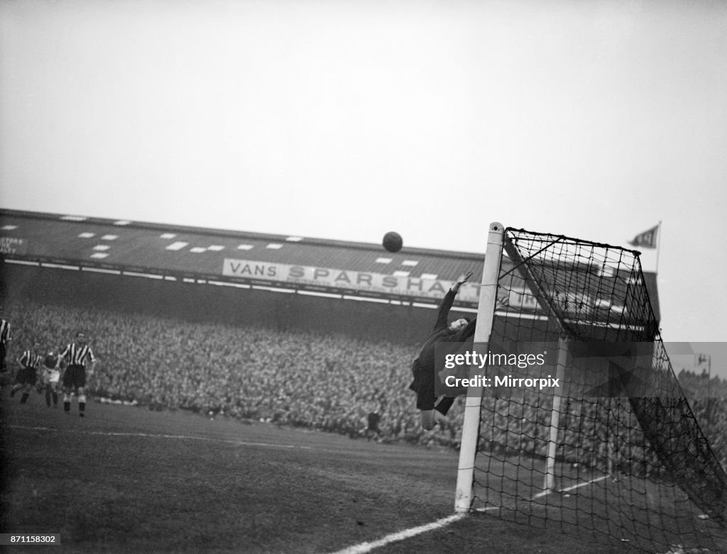 Portsmouth v Newcastle United