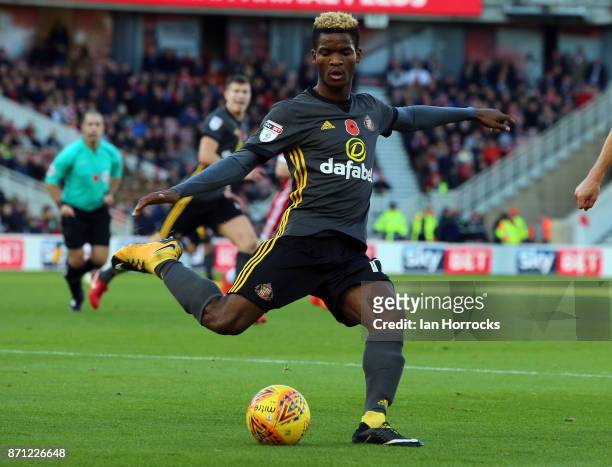 Didier N'Dong of Sunderland during the Sky Bet Championship match between Middlesbrough and Sunderland at Riverside Stadium on November 5, 2017 in...