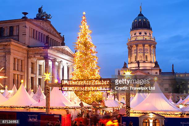 christmas market - berlin stock pictures, royalty-free photos & images
