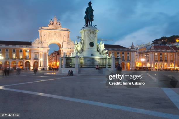 statue von dom josé i, lissabon terreiro paço - terreiro do paço stock-fotos und bilder