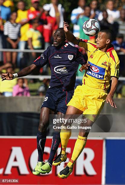 Wayne Arendse of Santos FC in action during the Absa Premiership match between Santos and SuperSport United of Coetzenburg Stadium on May 09, 2009 in...
