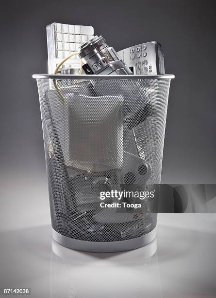120+ computer mouse garbage garbage can technology... 272 Trash (Computing) Stock Photos, High-Res Pictures, and Images ...