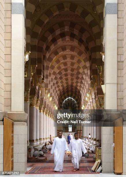 the prophet's mosque. medina. saudi arabia. - al masjid an nabawi stock pictures, royalty-free photos & images