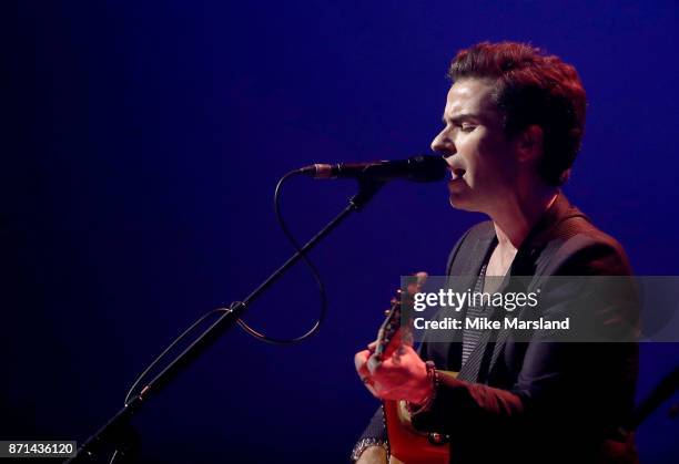 Kelly Jones of Stereophonics performs on stage at the SeriousFun London Gala 2017 at The Roundhouse on November 7, 2017 in London, England.