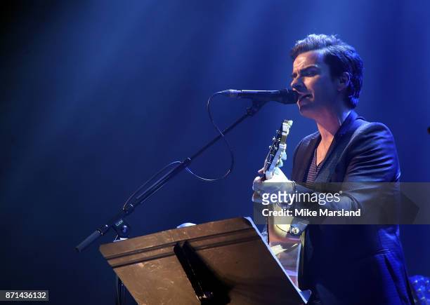 Kelly Jones of Stereophonics performs on stage at the SeriousFun London Gala 2017 at The Roundhouse on November 7, 2017 in London, England.
