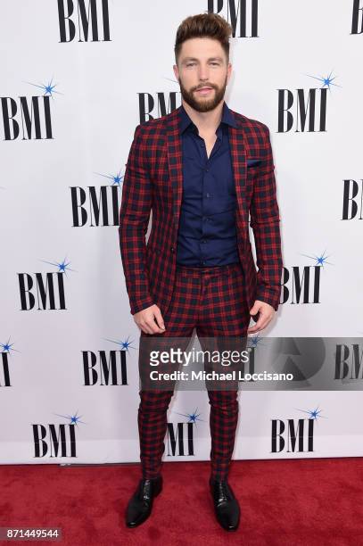 Singer-songwriter Chris Lane attends the 65th Annual BMI Country awards on November 7, 2017 in Nashville, Tennessee.