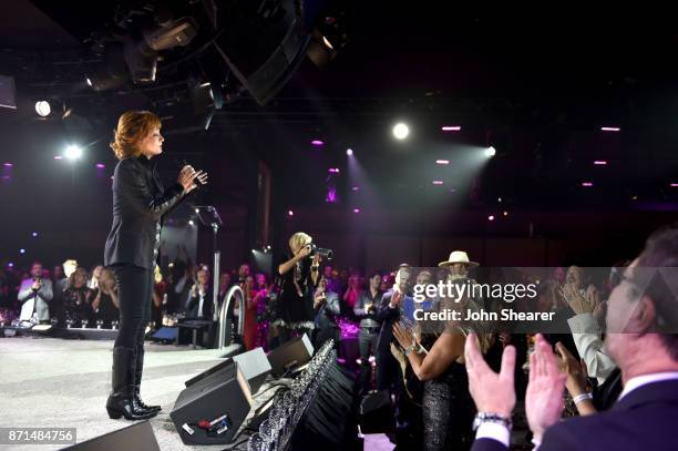 Reba performs onstage during the 65th Annual BMI Country Awards at BMI on November 7, 2017 in Nashville, Tennessee.