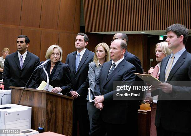 Howard K. Stern, longtime confidant of Anna Nicole Smith, and Dr. Sandeep Kapoor and Dr. Khristine Eroshevich as Ellyn S. Garofalo , lawyer for...