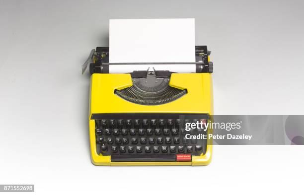 typewriter with copy space - schreibmaschine stock-fotos und bilder