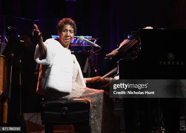 Aretha Franklin performs on stage at the Elton John AIDS Foundation Commemorates Its 25th Year And Honors Founder Sir Elton John During New York Fall...