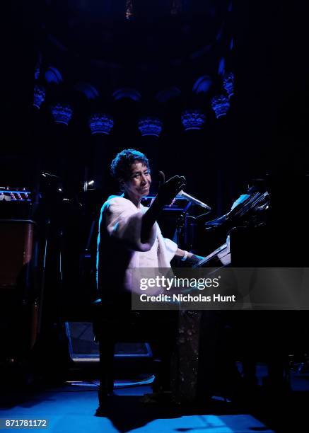 Aretha Franklin performs at the Elton John AIDS Foundation Commemorates Its 25th Year And Honors Founder Sir Elton John During New York Fall Gala -...