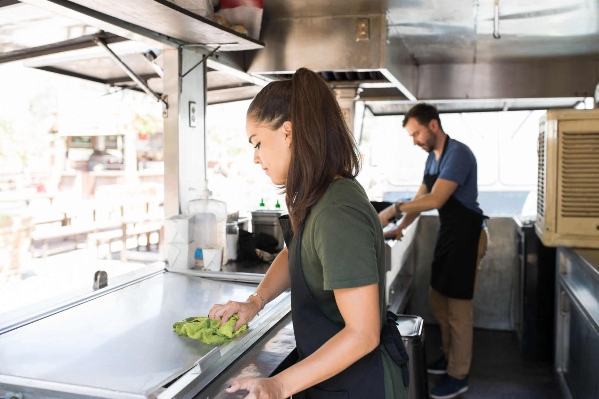 food truck cleaning