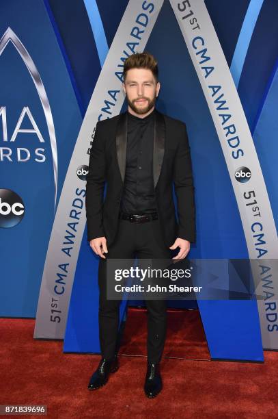 Singer-songwriter Chris Lane attends the 51st annual CMA Awards at the Bridgestone Arena on November 8, 2017 in Nashville, Tennessee.