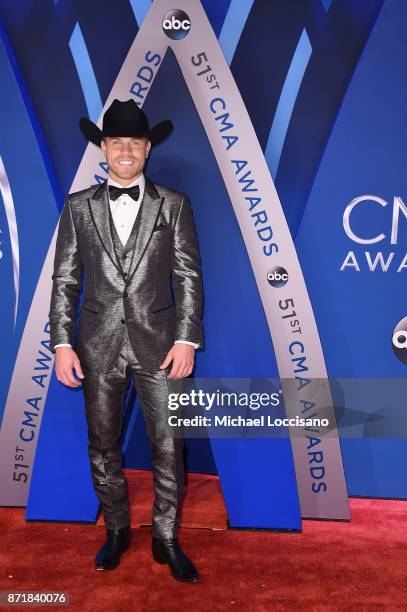 Singer-songwriter Dustin Lynch attends the 51st annual CMA Awards at the Bridgestone Arena on November 8, 2017 in Nashville, Tennessee.