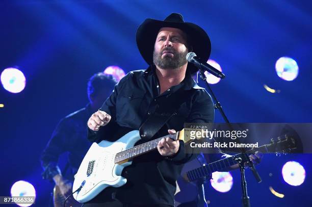 Garth Brooks performs onstage at the 51st annual CMA Awards at the Bridgestone Arena on November 8, 2017 in Nashville, Tennessee.