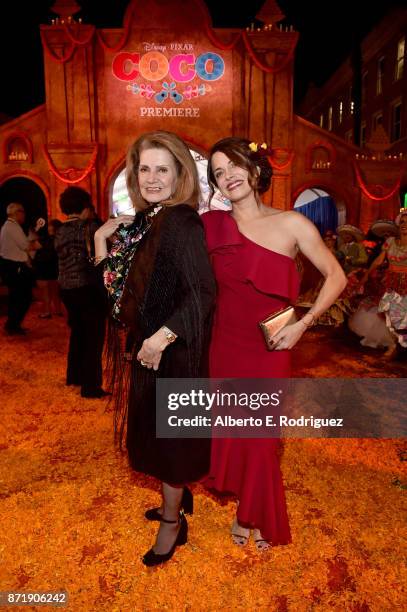 Actor Alanna Ubach and guest at the U.S. Premiere of Disney-Pixars "Coco" at the El Capitan Theatre on November 8 in Hollywood, California.