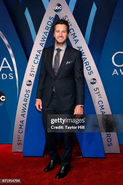 Luke Bryan attends the 51st annual CMA Awards at the Bridgestone Arena on November 8, 2017 in Nashville, Tennessee.