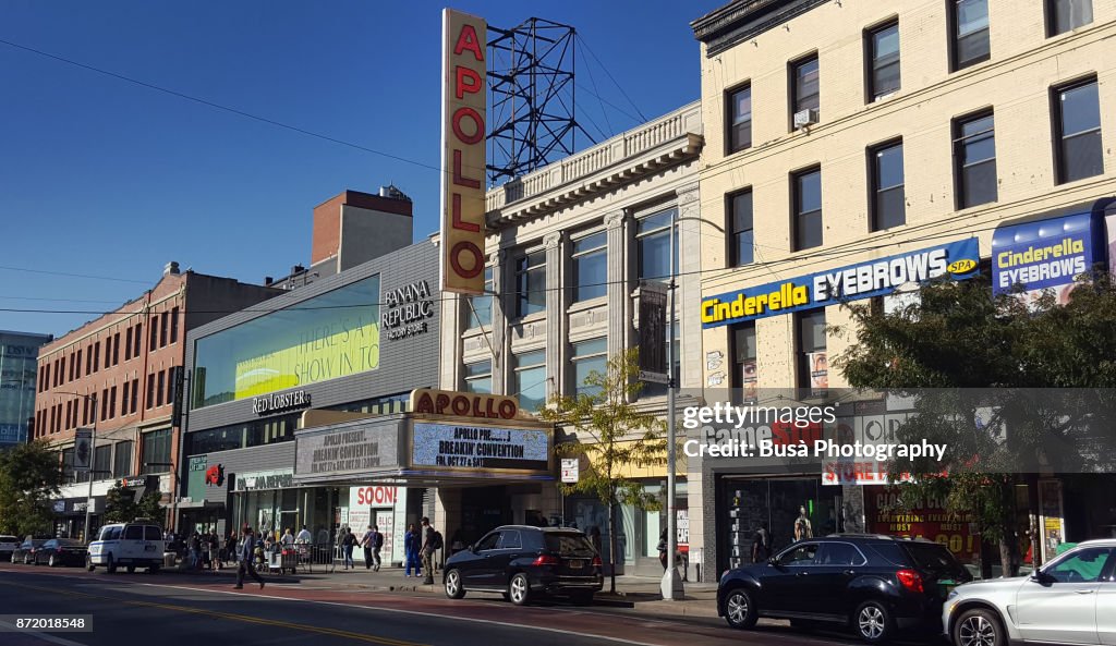 The famous Apollo Theater along 125th Street in Harlem, Manhattan, New York City. The Apollo became legendary during the 'Harlem Renaissance' days in the 1920s and 1930s.