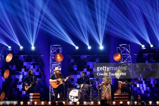 Chris Stapleton and Morgane Stapleton perform during the 51st annual CMA Awards at the Bridgestone Arena on November 8, 2017 in Nashville, Tennessee.