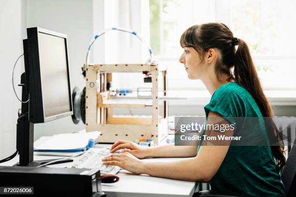 Using Computer In Lab 1,116 Lab Computer Typing Stock Photos, High-Res Pictures, and Images ...