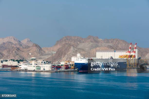 Muscat Mathra 601 Muscat Harbour Stock Photos, High-Res Pictures, and Images - Getty ...